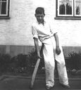 Jeff_Priestley2C_F-house_junior_cricket_team.jpg